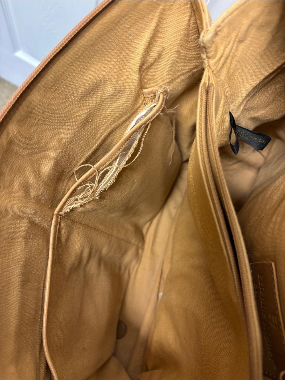 Aigner Tan Woven Shoulder Tote Bag - Classic Summer Style